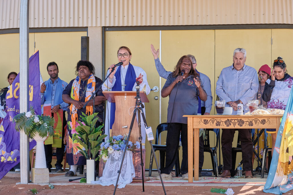 Oodnadatta church celebrations 604