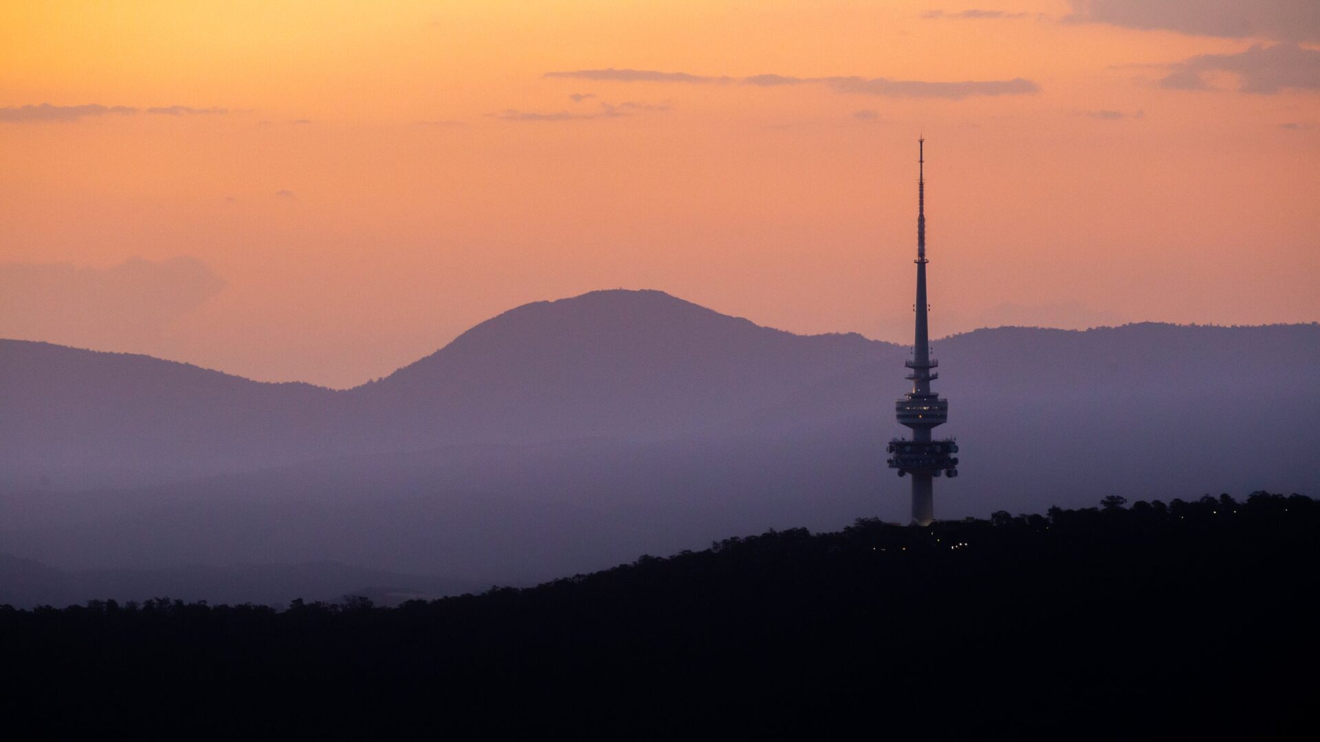 499925 telstra tower