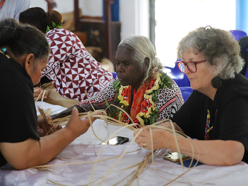 Learning lessons through weaving Learning lessons through weaving
