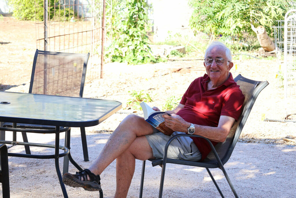 Broome UC op shop day Bob
